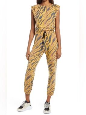 WAYF Hayden padded shoulder jumpsuit size 1X